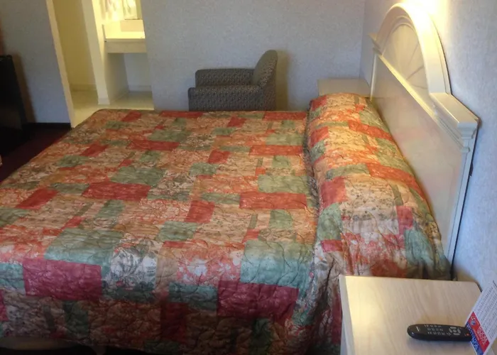 Stardust 2* Naperville